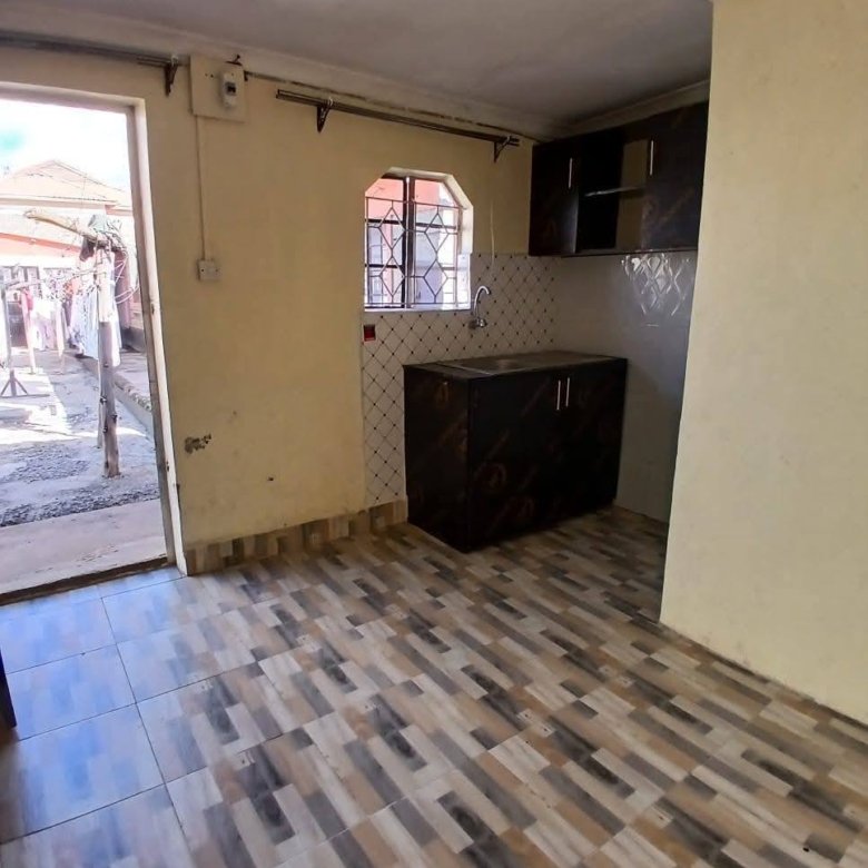 Bedsitter House to let Syokimau Katani Road