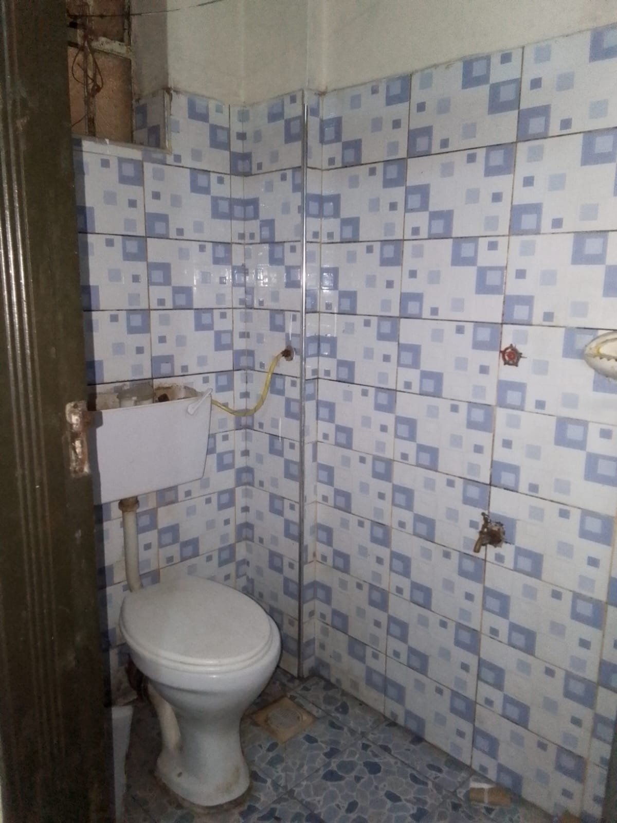 Bedsitter To Let in Umoja 1 (Near Peacock)