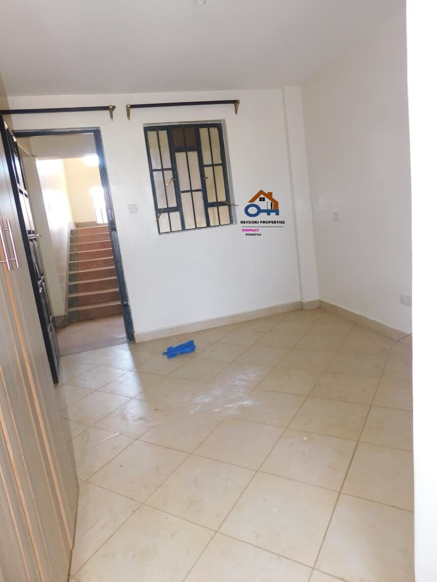 Bedsitter to let Kasarani Garage