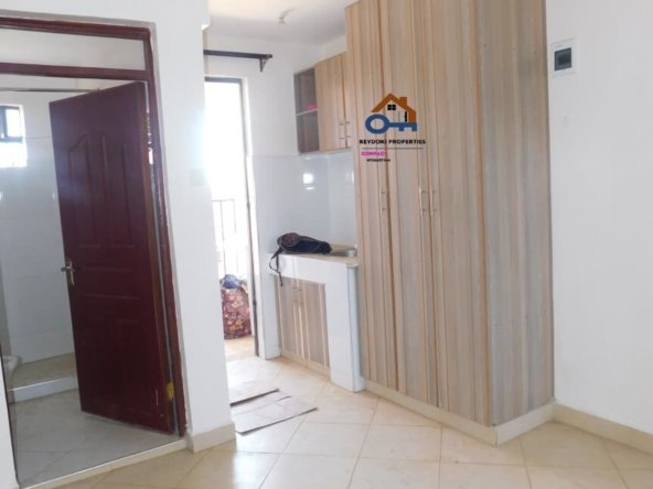 Bedsitter to let Kasarani Garage