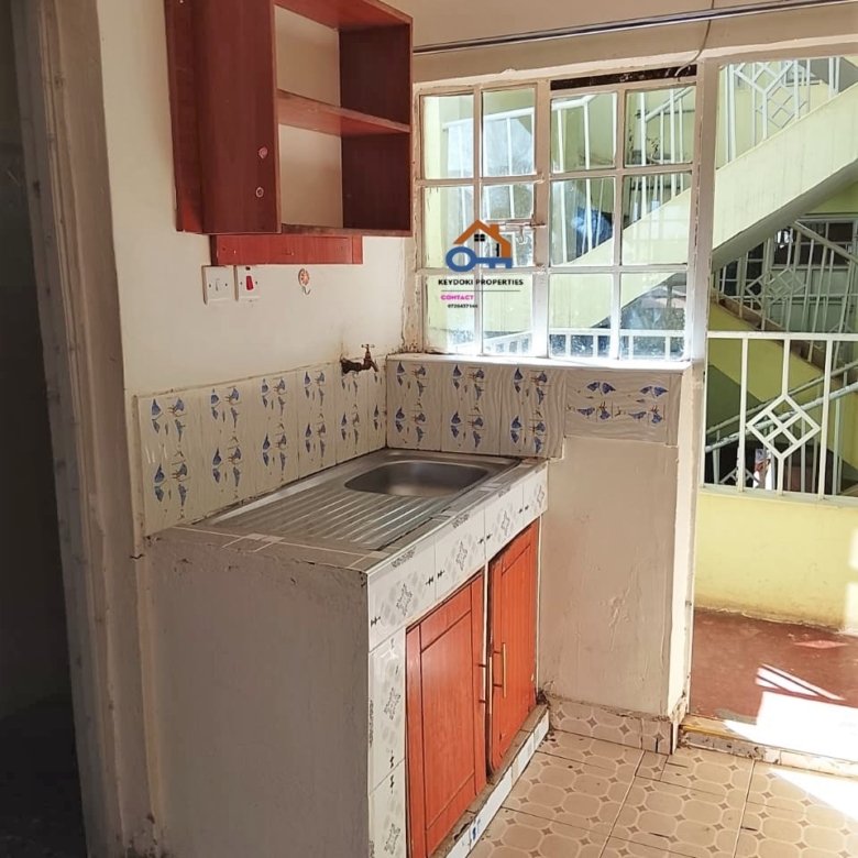 Bedsitter to let Kasarani Sunton , Kamutini area