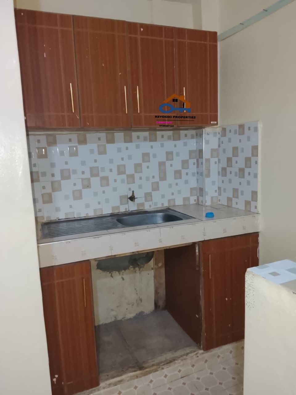 Bedsitter to let Kasarani Garage