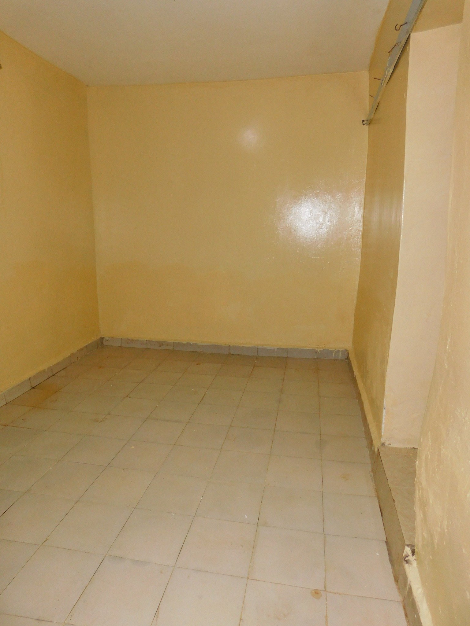 Bedsitter to let at Kasarani Garage