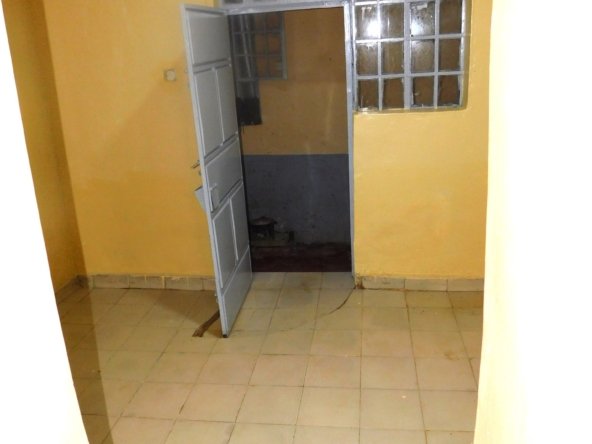 Bedsitter to let at Kasarani Garage