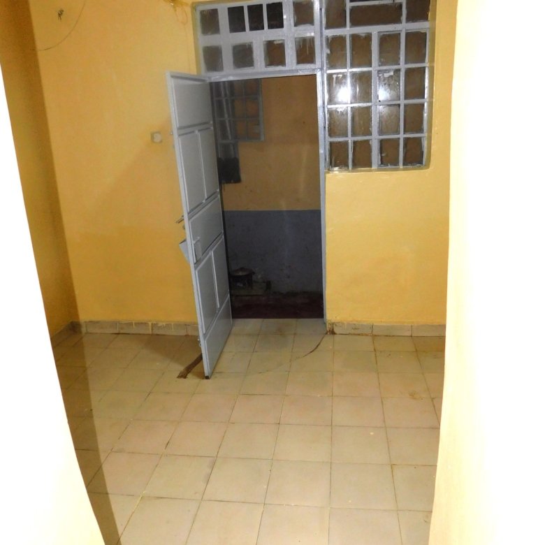 Bedsitter to let at Kasarani Garage