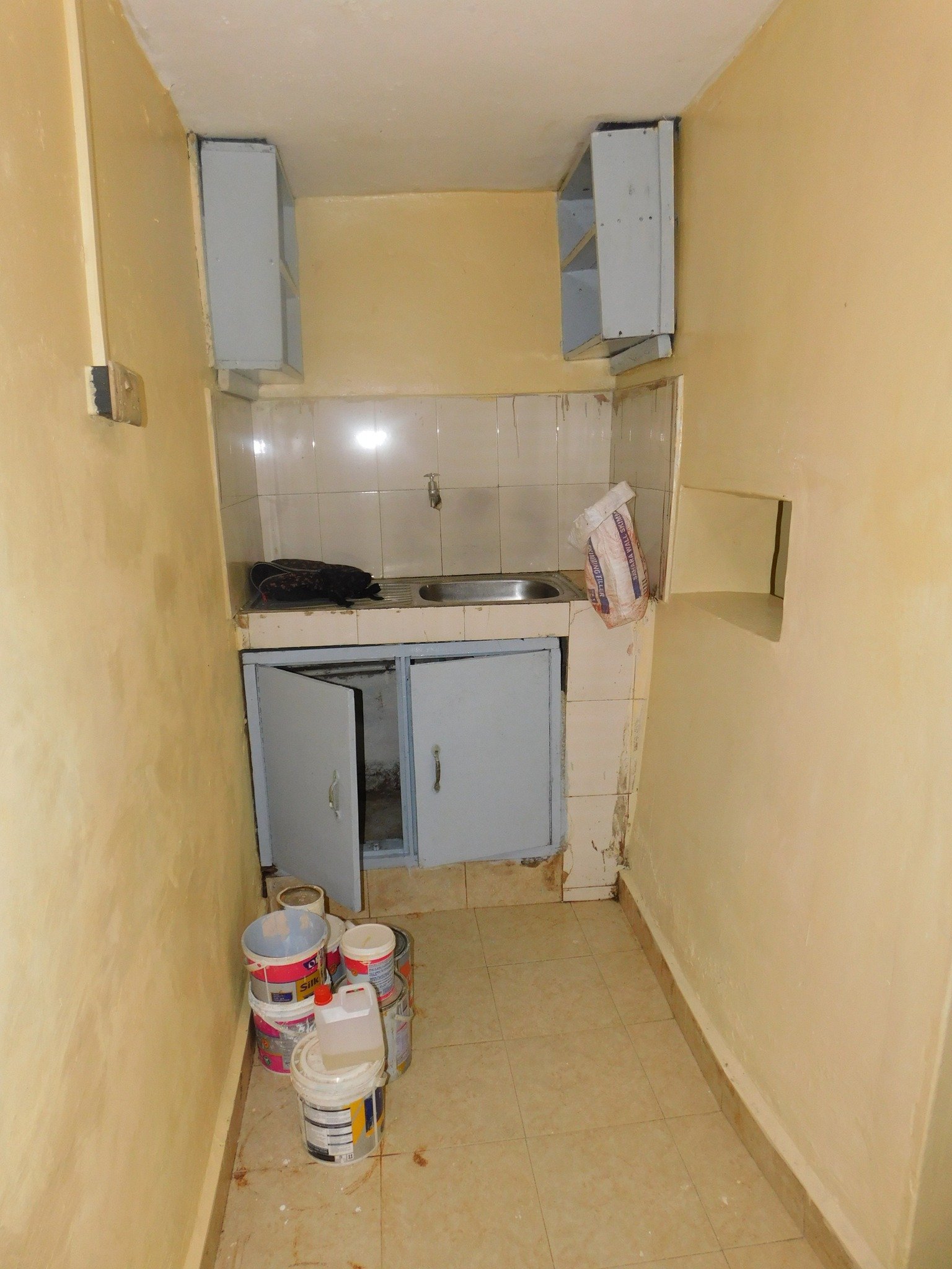 Bedsitter to let at Kasarani Garage