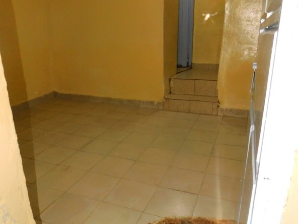 Bedsitter to let at Kasarani Garage