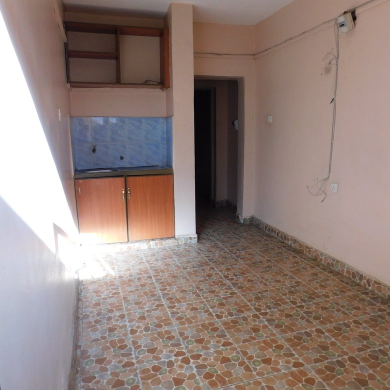Bedsitter to let at Kasarani Garage
