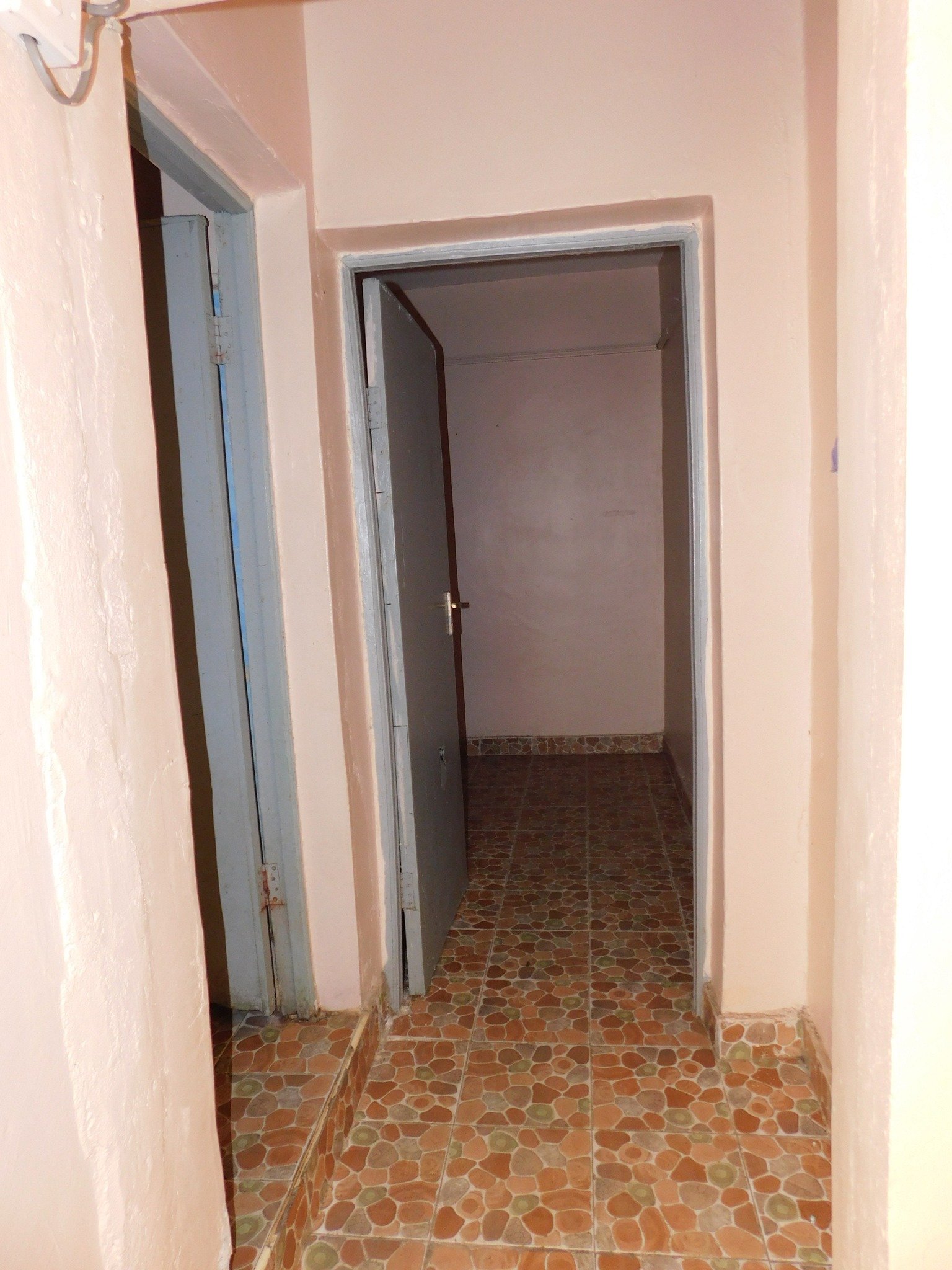 Bedsitter to let at Kasarani Garage