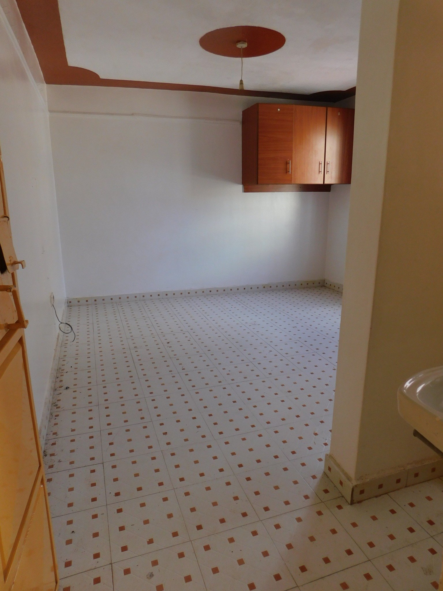 Bedsitter to let at Kasarani Hunters