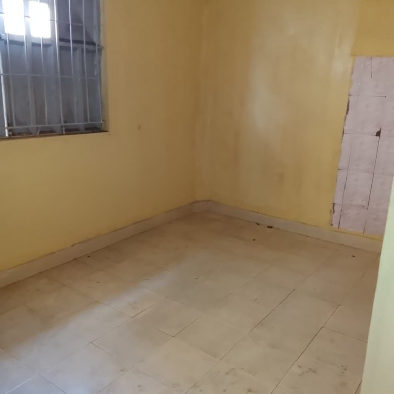 Bedsitter to let at Kasarani Maji Mazuri