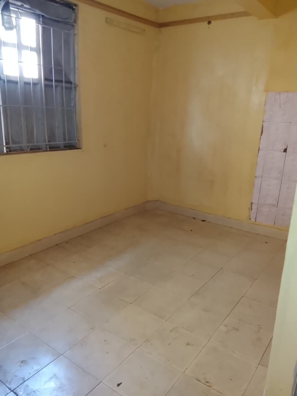 Bedsitter to let at Kasarani Maji Mazuri