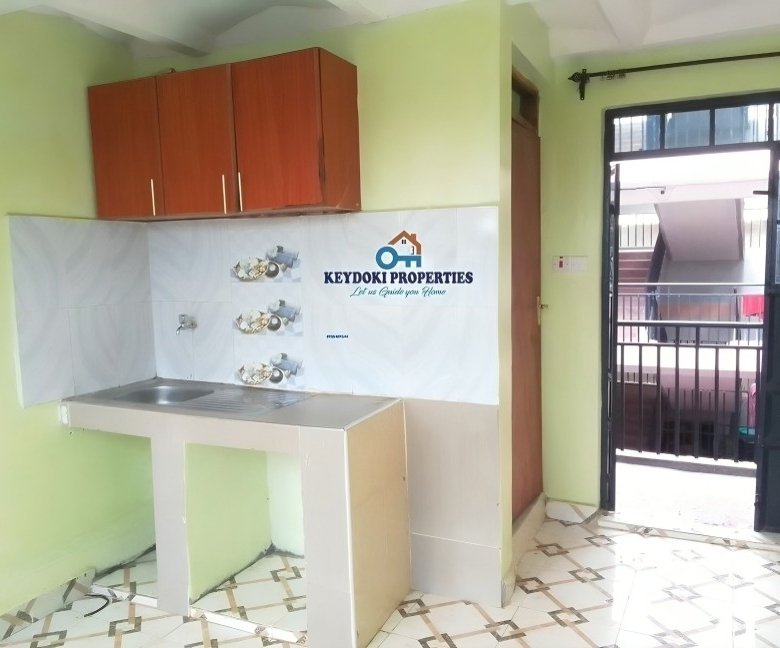 Bedsitter to let at Kasarani Maji Mazuri