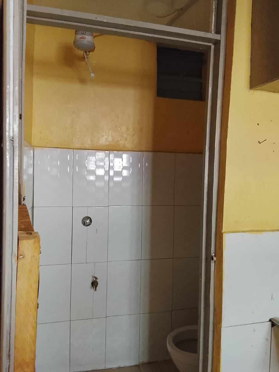 Bedsitter to let at Kasarani Maji Mazuri