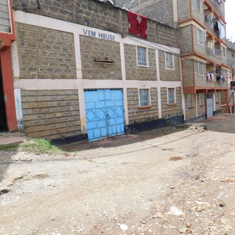 Double room with toilet at Kasarani Sunton , Kamutini area