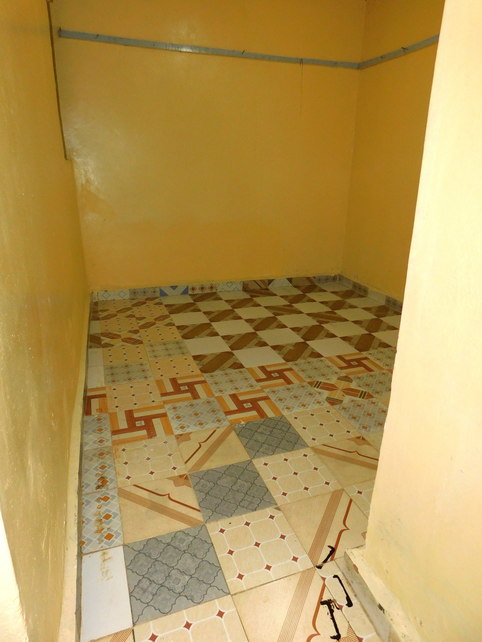 Single room to let at Kasarani Garage