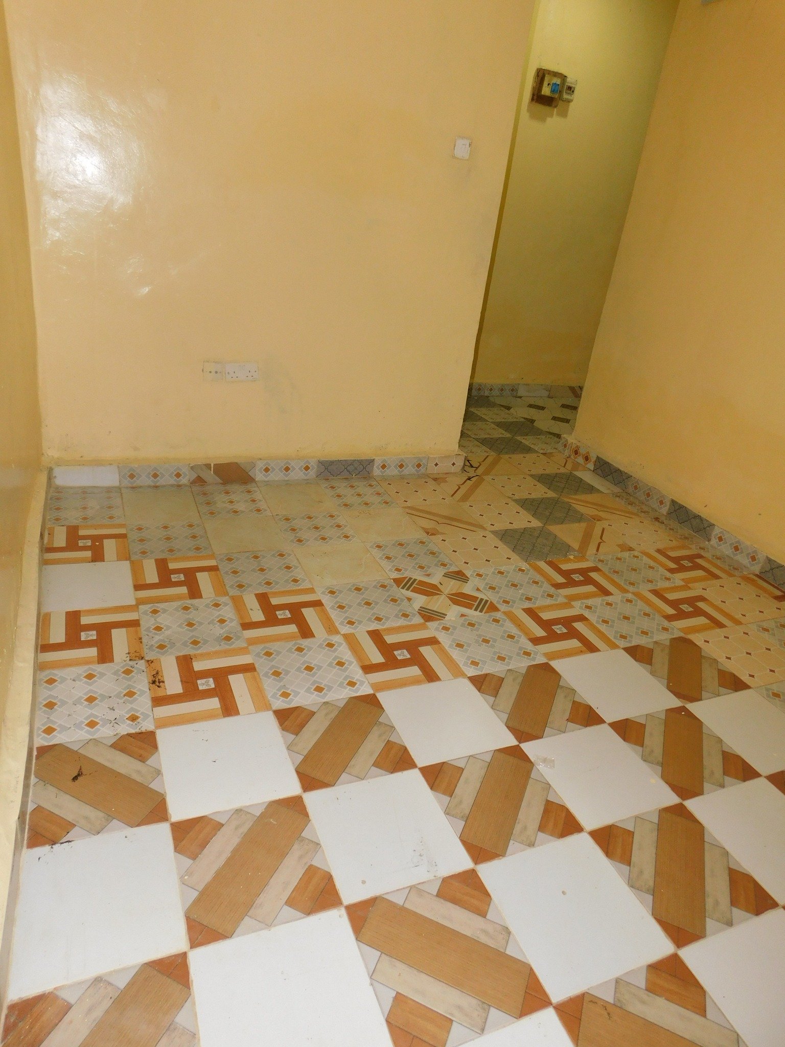 Single room to let at Kasarani Garage