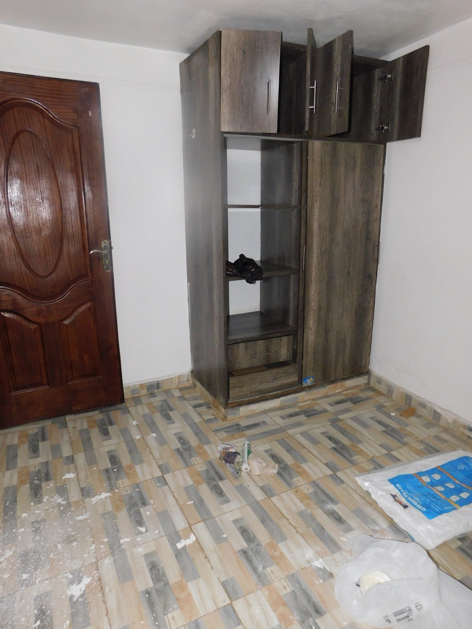 Spacious 2 Bedroom Master Ensuite at Kasarani Garage