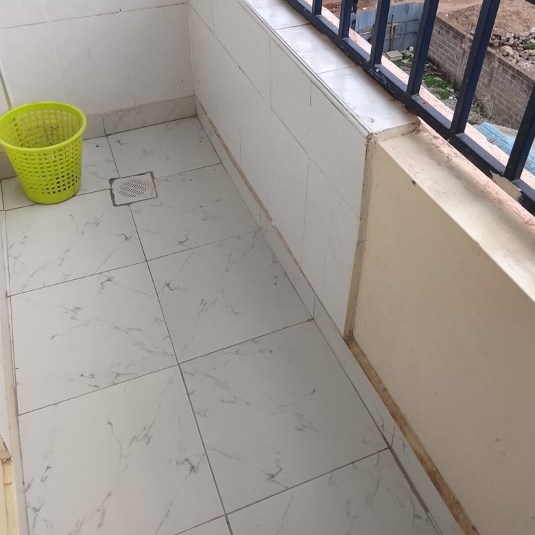 Spacious Bedsitter to let at Kasarani Garage