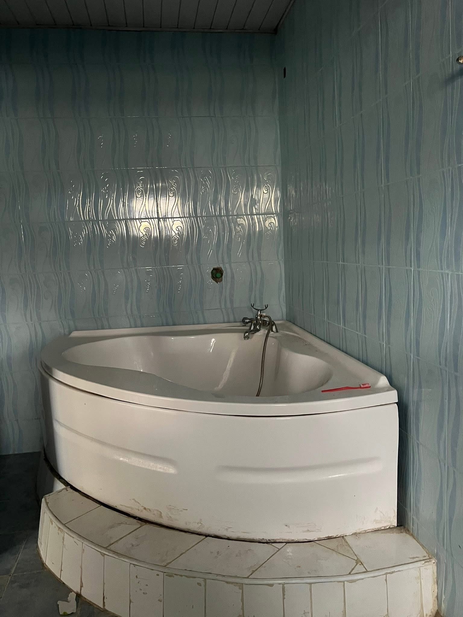 Stunning 5-Bedroom Mansion to Let – Utawala Shooters