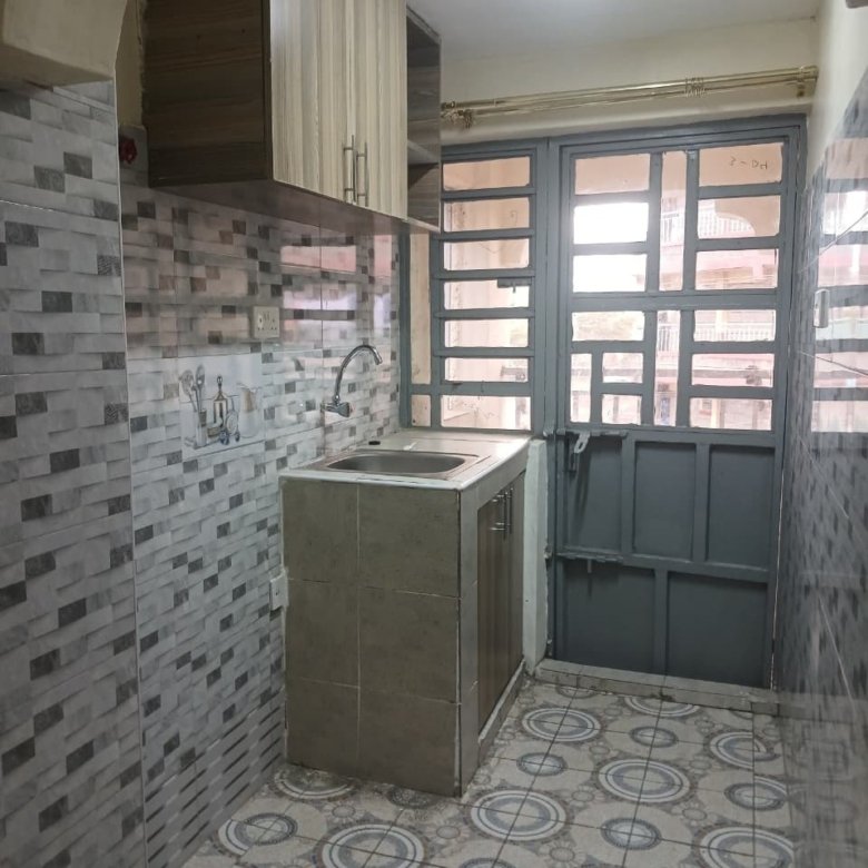 1 Bedroom Apartment To Let in Tena Estate