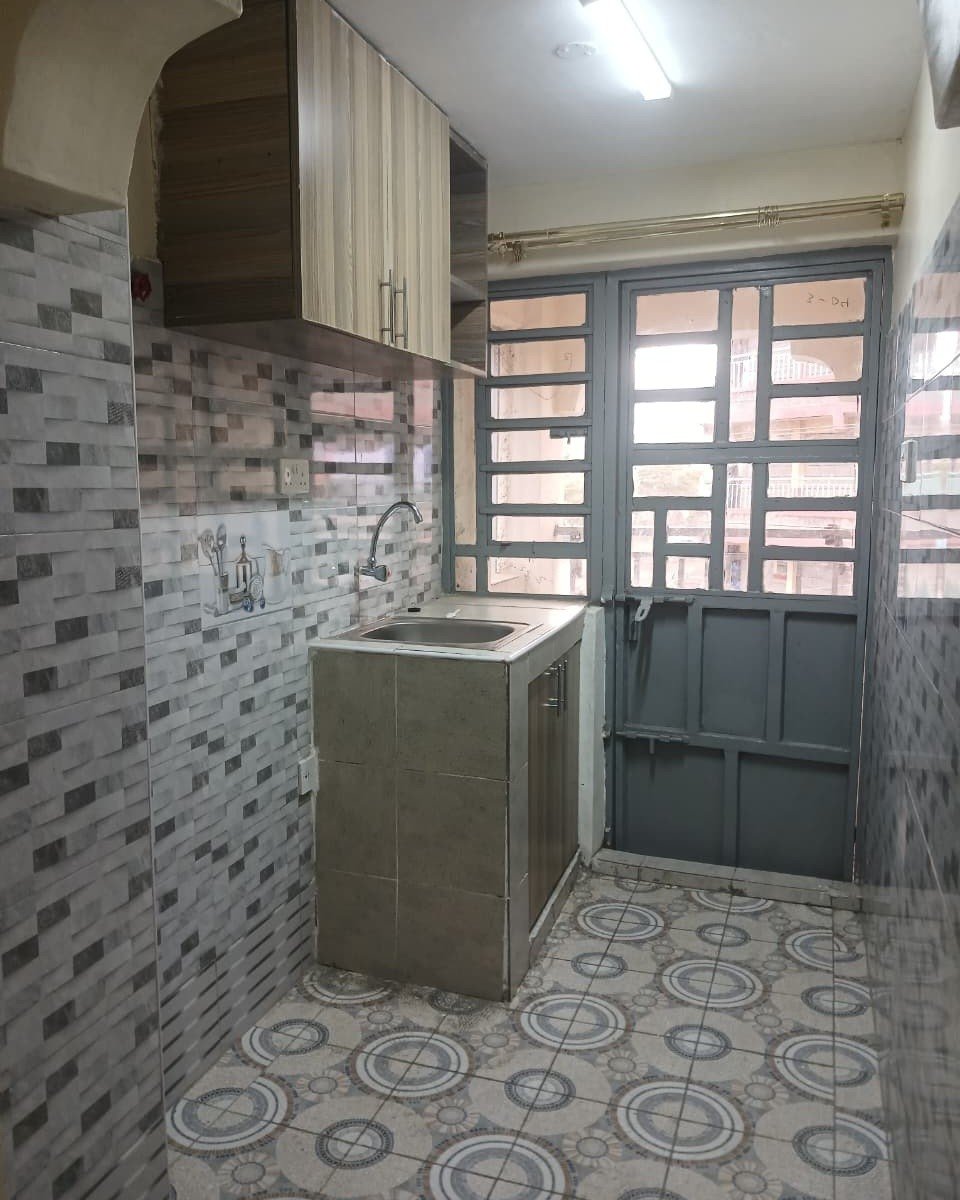 1 Bedroom Apartment To Let in Tena Estate