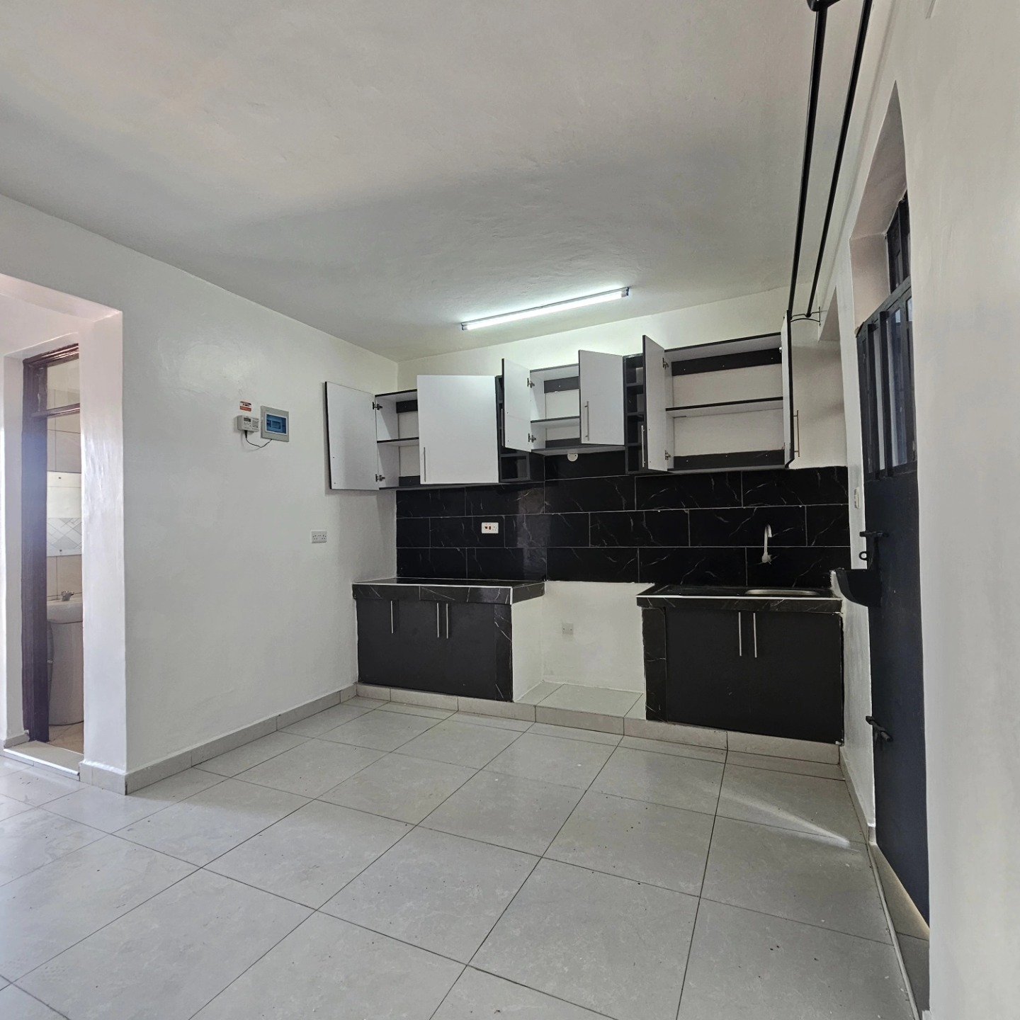 1 Bedroom Master Ensuite To Let Along Waiyaki Way