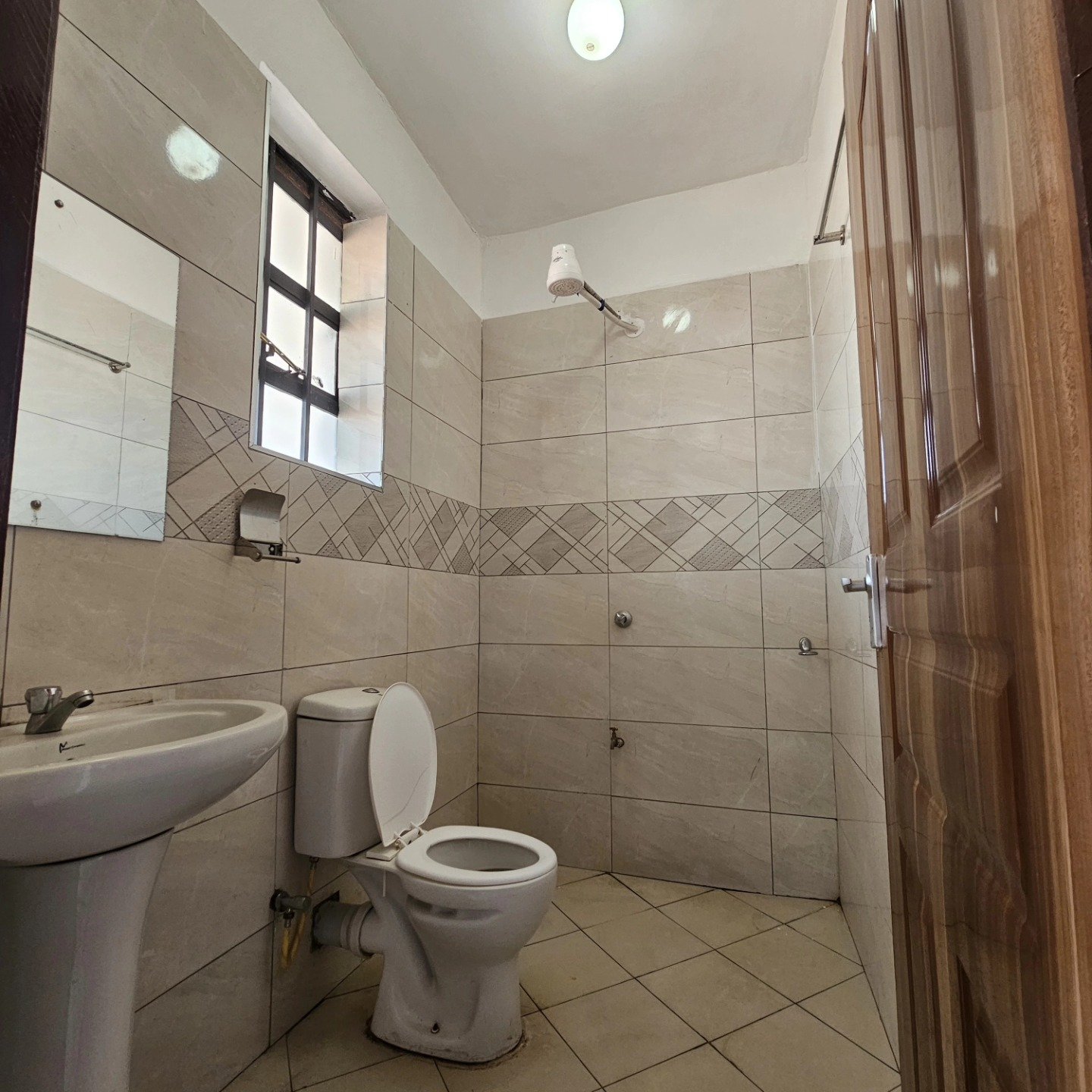 1 Bedroom Master Ensuite To Let Along Waiyaki Way