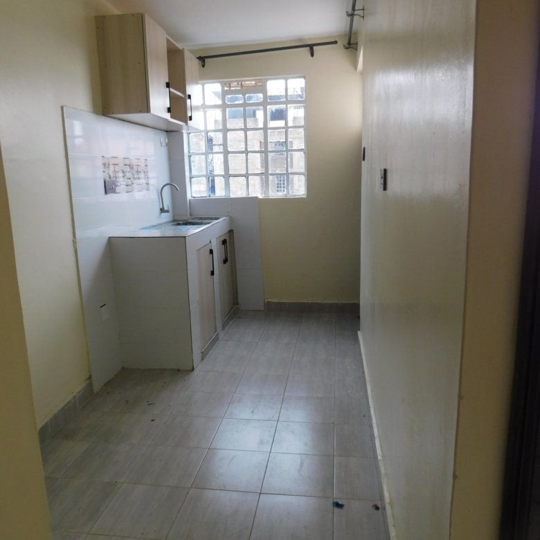 1 Bedroom to let in Garage