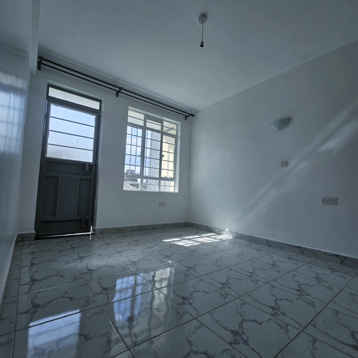 2 Bedroom Master Ensuite To Let Along Waiyaki Way, Kikuyu