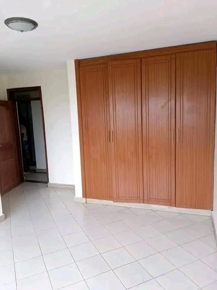 2 Bedroom master ensuite along Naivasha Rd