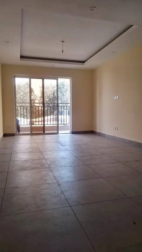 2 Bedroom to let along Naivasha Rd close to Naivas Supermarket