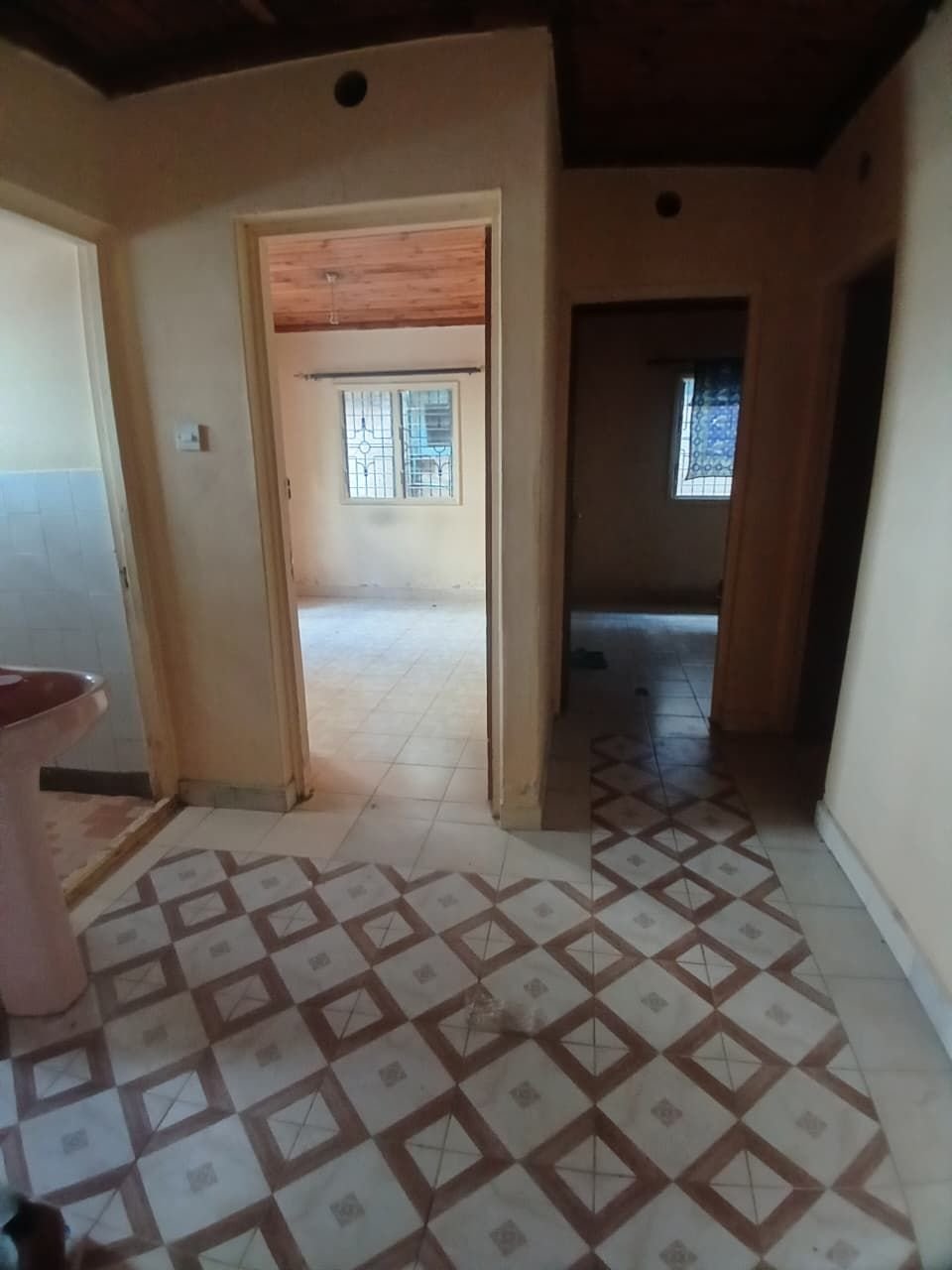 3 Bedroom Apartment To Let in Embakasi Tena Estate