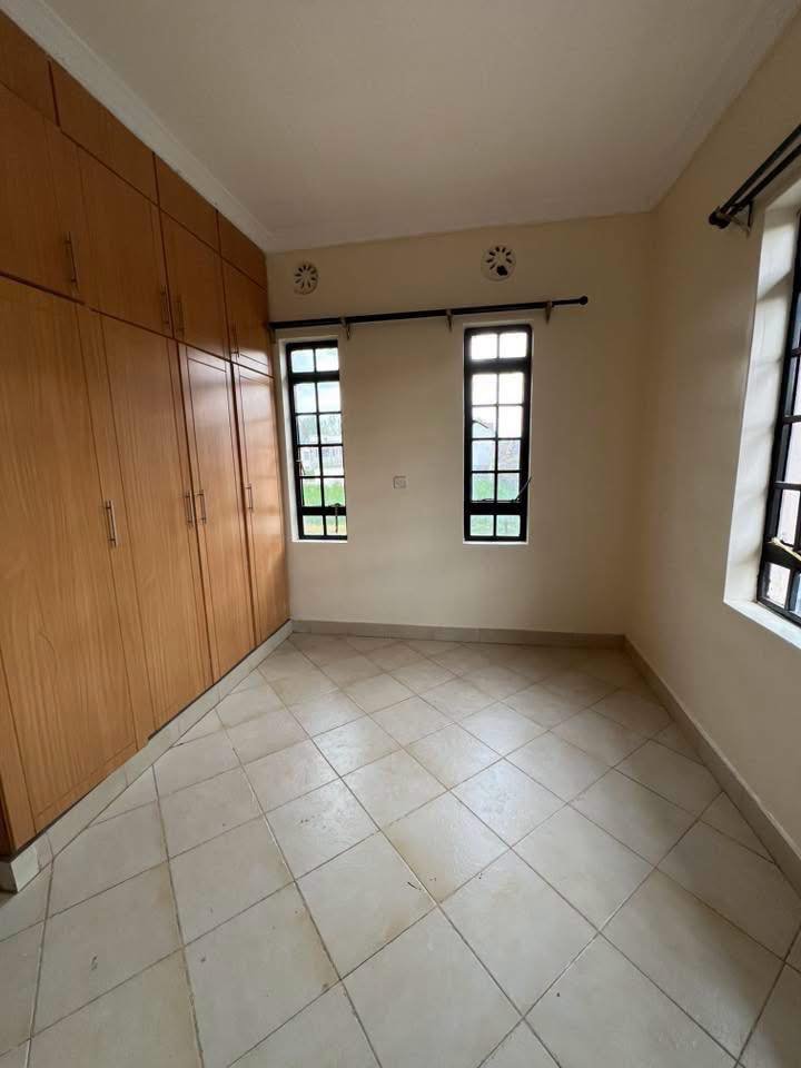 3 Bedroom Bungalow To Let – Utawala Quickmart kwa Chief