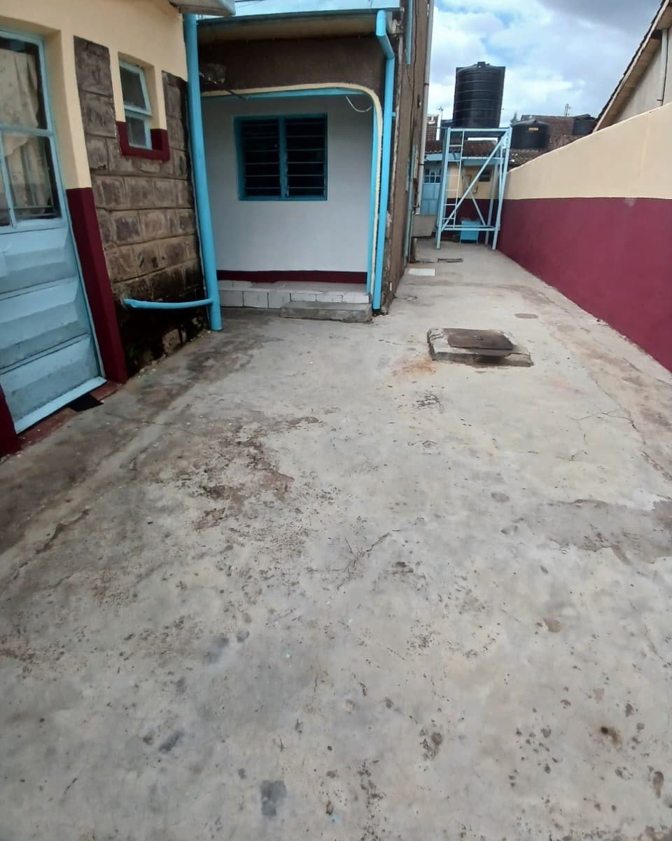 3 Bedroom DSQ To Let in Tena Gated Estate - Embakasi