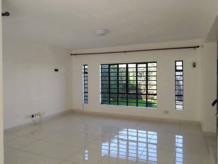 3 Bedroom Mansionette with DSQ available to Let in Athi River.