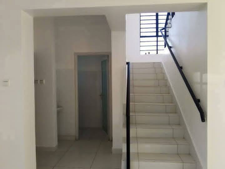 3 Bedroom Mansionette with DSQ available to Let in Athi River.