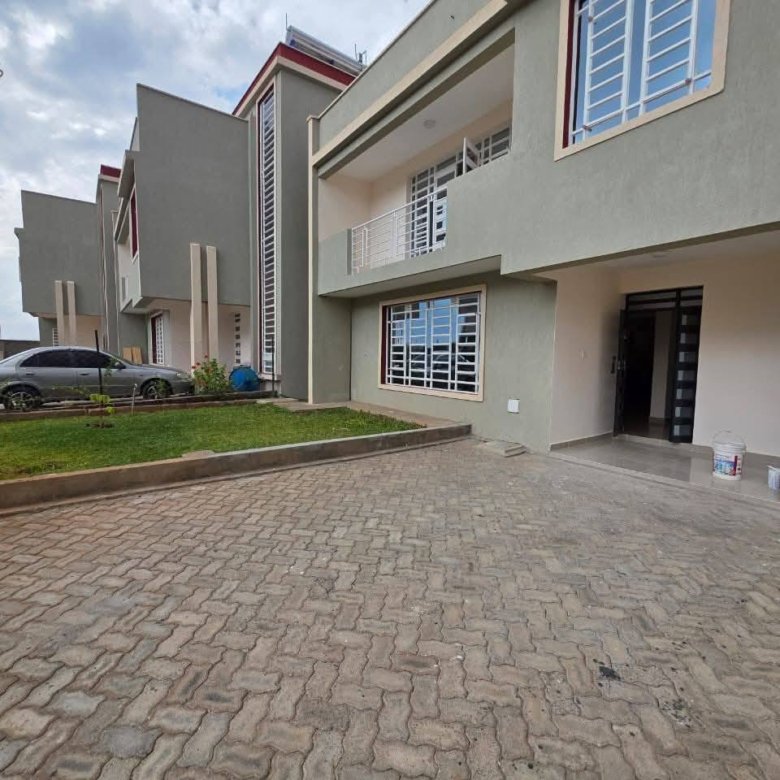4 Bedroom All Ensuite Maisonette + DSQ for Rent – Kitengela