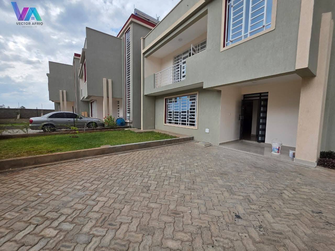 4 Bedroom All Ensuite Maisonette + DSQ for Rent – Kitengela