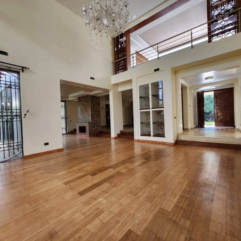 5-Bedroom All Ensuite Villa for rent in the Heart of Karen Hardy