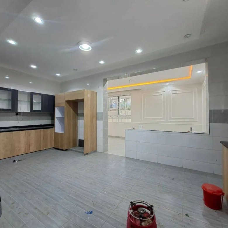 7 Bedroom + Dsq Maisonette in Syokimau for Rent .