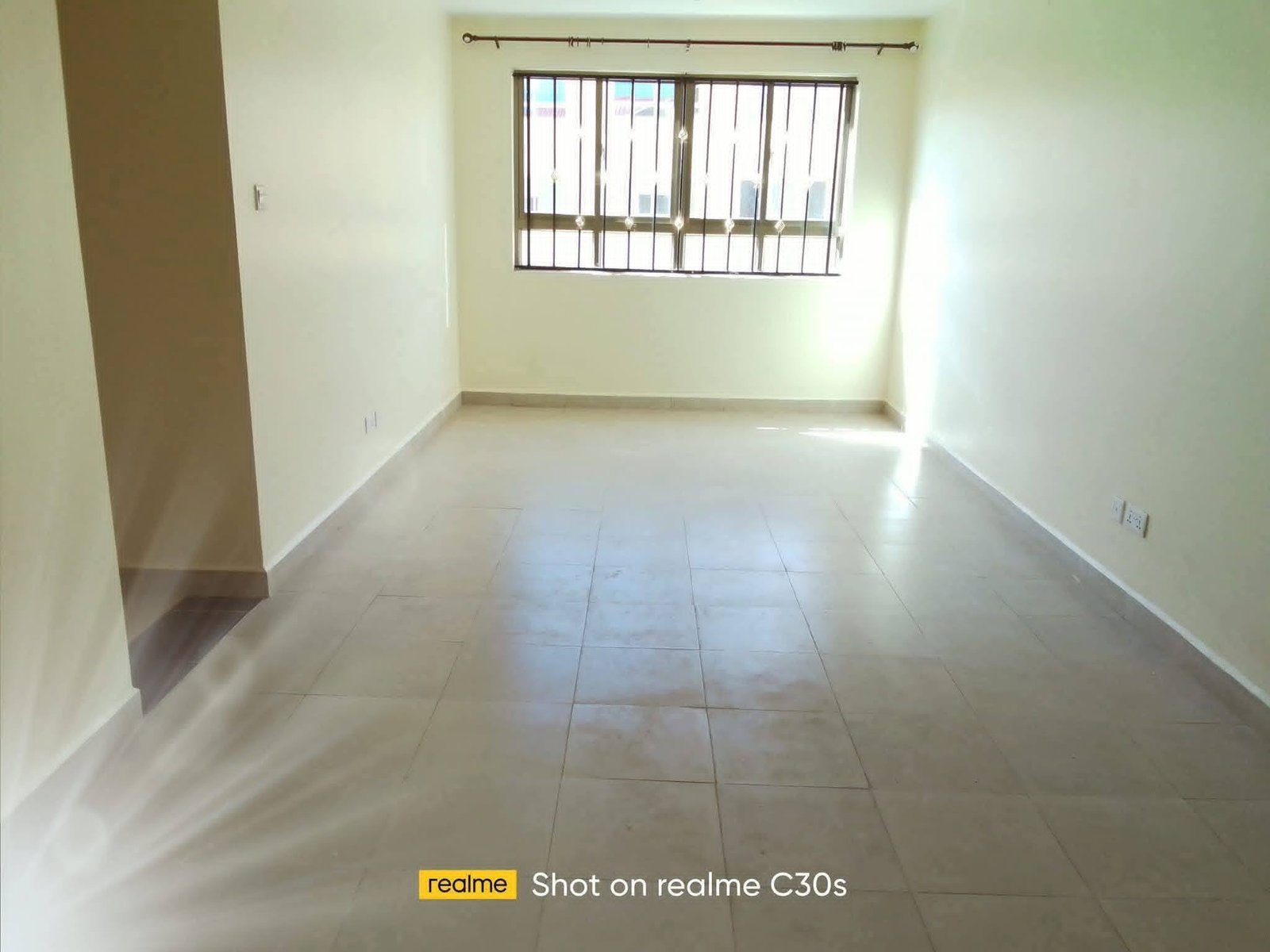 Letting 3 Bedroom apartment Great Wall Athiriver