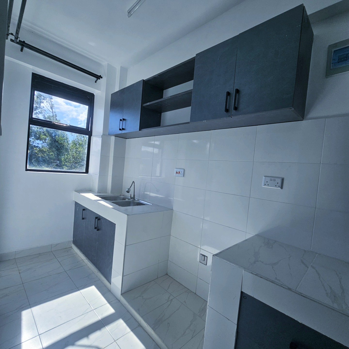 Modern Studio To Let Along Waiyaki Way (87 Area)
