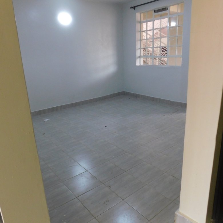 1 Bedroom to let in Garage