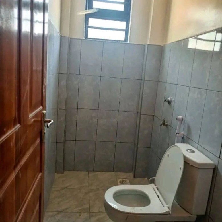 Spacious 2 Bedroom Master En-suite For Rent in katani