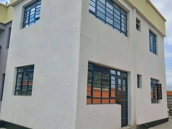 Spacious 2 Bedroom Master En-suite For Rent in katani