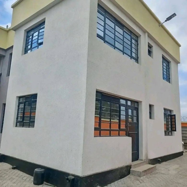 Spacious 2 Bedroom Master En-suite For Rent in katani