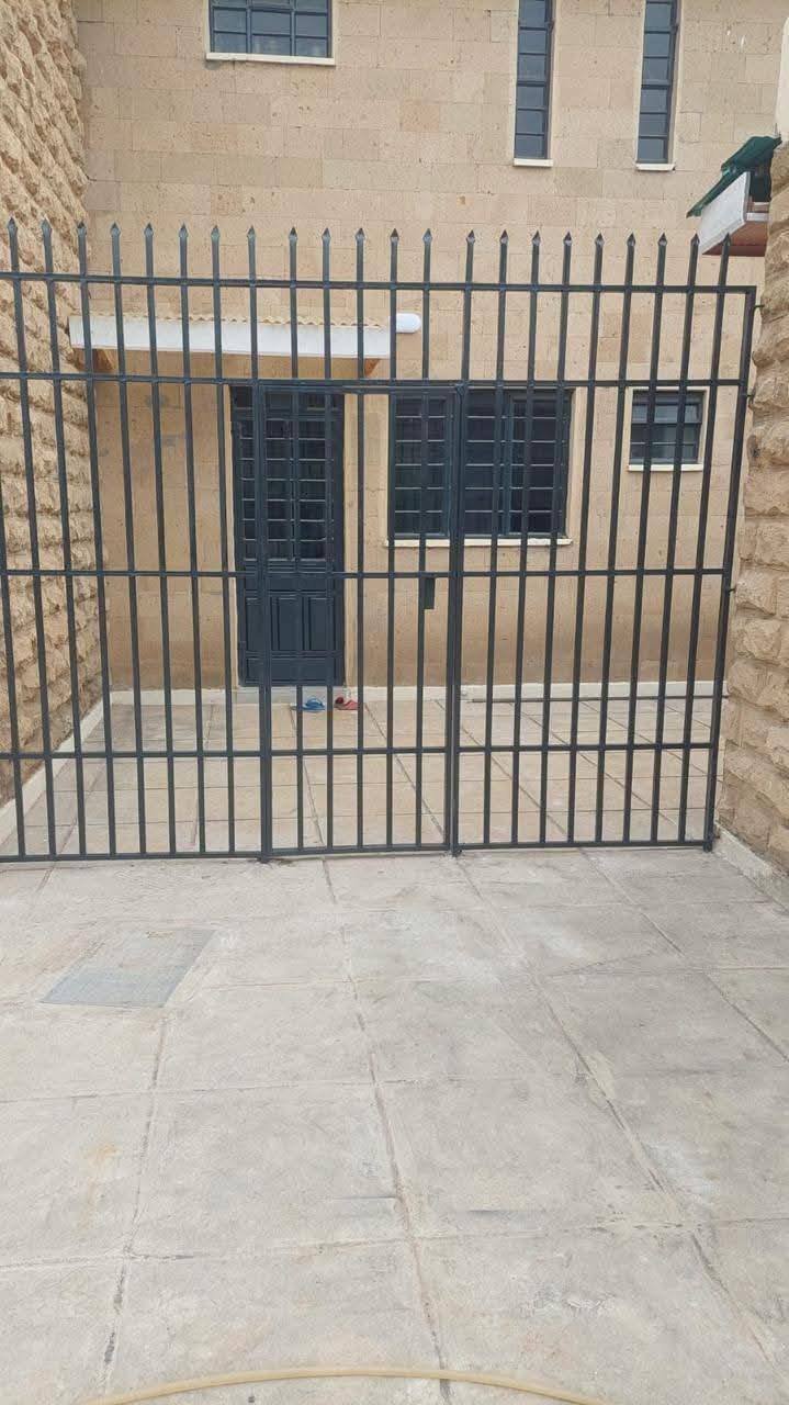 Spacious 4 Bedroom House + DSQ To Let in Kitengela