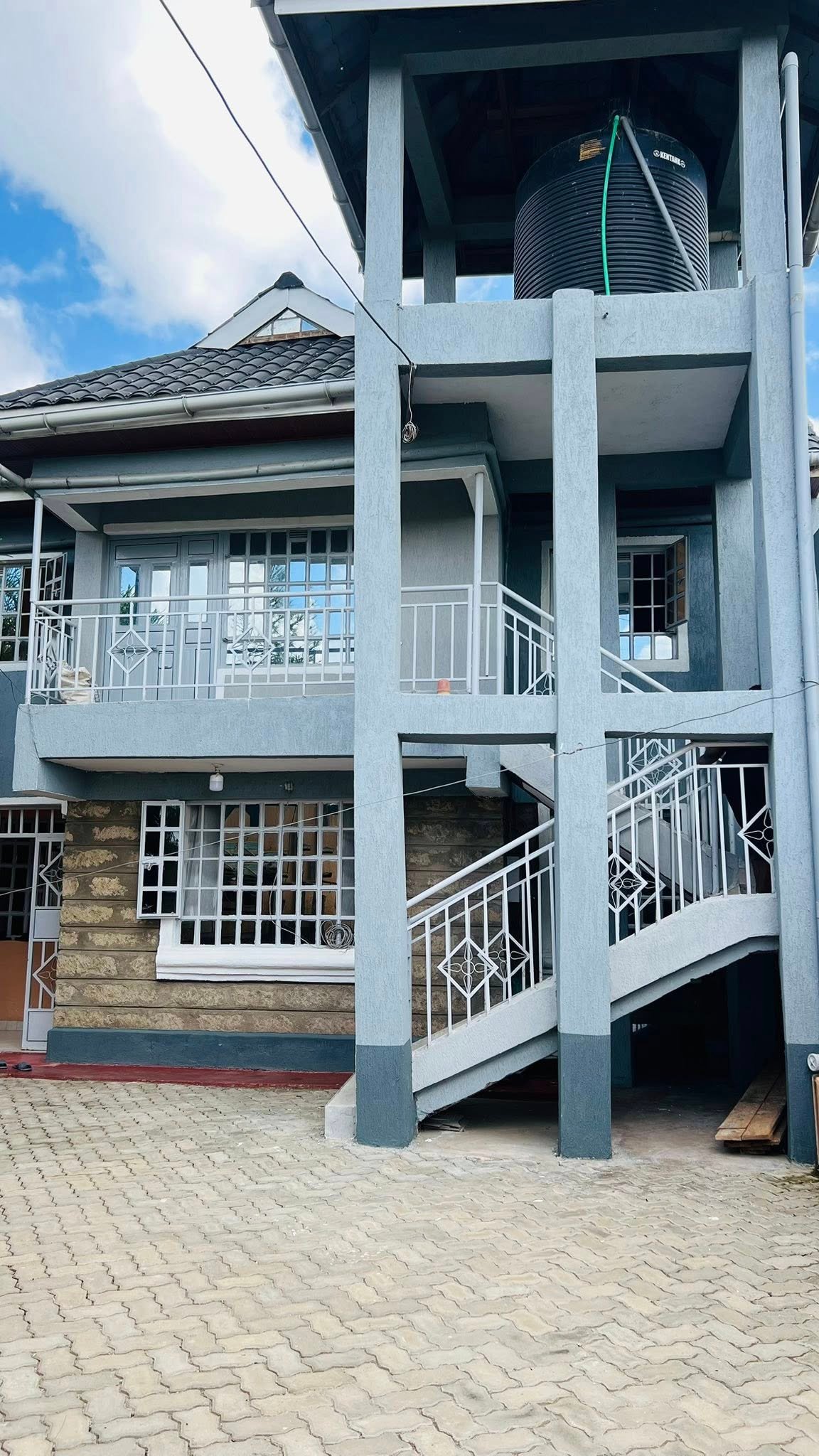 3 Bedrooms + Study Room To Let in Utawala.