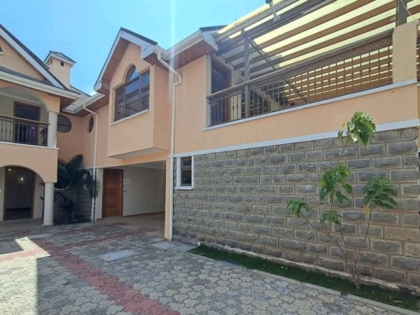 4 Bedroom All En-suite for Rent In Kitengela, Milimani Area